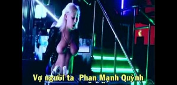  DJ Music with nice tits ---The Vietnamese song VO NGUOI TA ---PhanManhQuynh